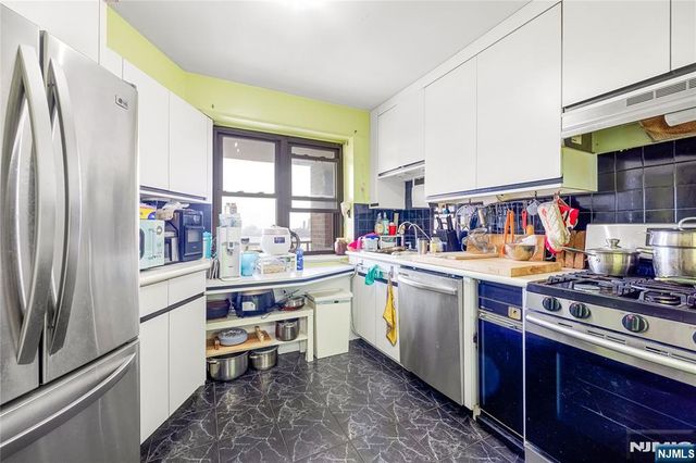 8800 Boulevard East 7F, North Bergen, NJ 07047