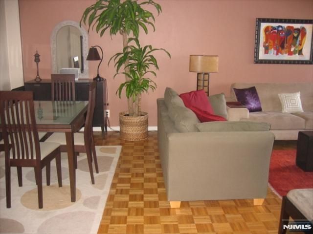 8800 Boulevard East 7F, North Bergen, NJ 07047