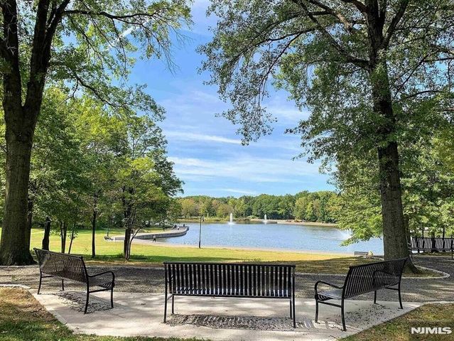 8800 Boulevard East 7F, North Bergen, NJ 07047