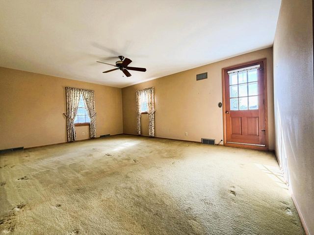 1100 Duchess COURT, Bayside, WI 53217