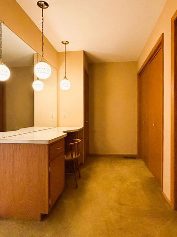 1100 Duchess COURT, Bayside, WI 53217