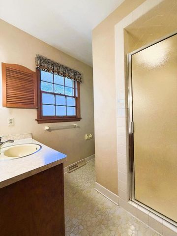 1100 Duchess COURT, Bayside, WI 53217