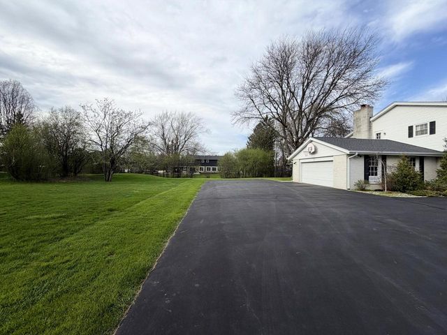 1100 Duchess COURT, Bayside, WI 53217