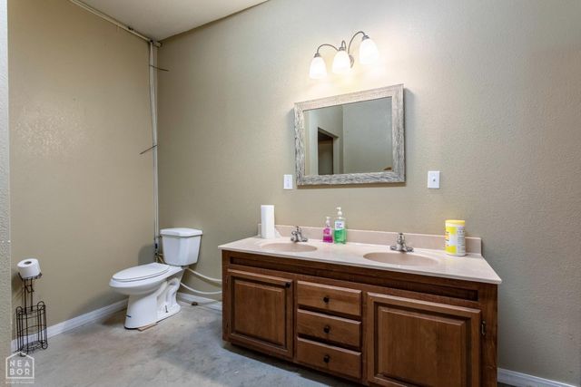 15 Pear Tree Lane, Highland, AR 72542