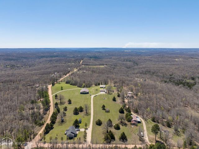 15 Pear Tree Lane, Highland, AR 72542