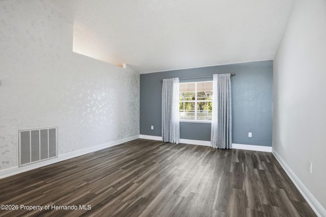 5277 Deltona Boulevard, Spring Hill, FL 34606