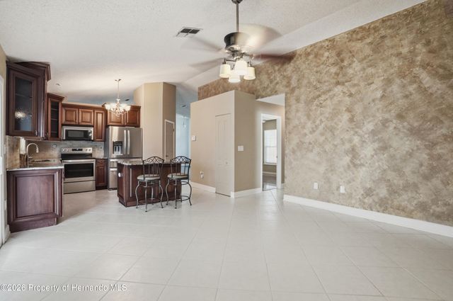 5277 Deltona Boulevard, Spring Hill, FL 34606