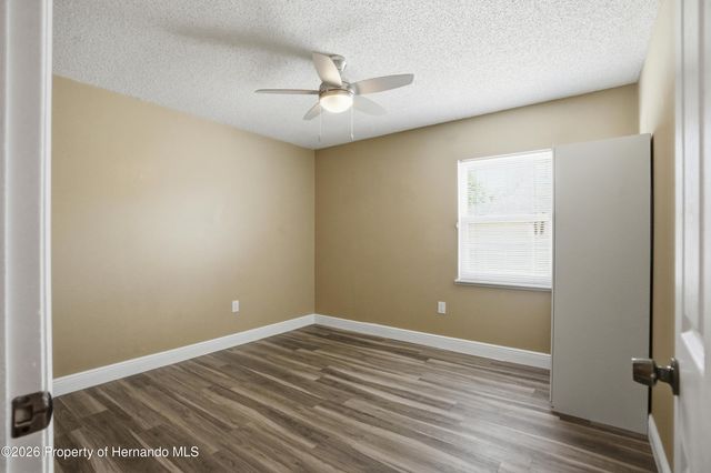 5277 Deltona Boulevard, Spring Hill, FL 34606