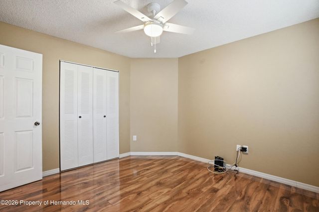 5277 Deltona Boulevard, Spring Hill, FL 34606