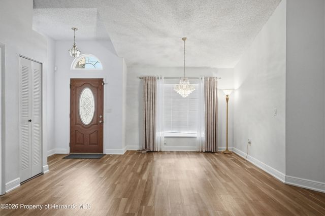 5277 Deltona Boulevard, Spring Hill, FL 34606