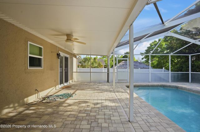 5277 Deltona Boulevard, Spring Hill, FL 34606