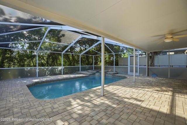 5277 Deltona Boulevard, Spring Hill, FL 34606