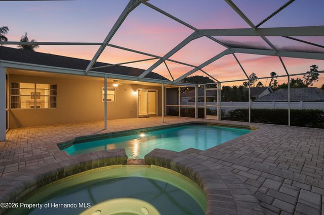 5277 Deltona Boulevard, Spring Hill, FL 34606