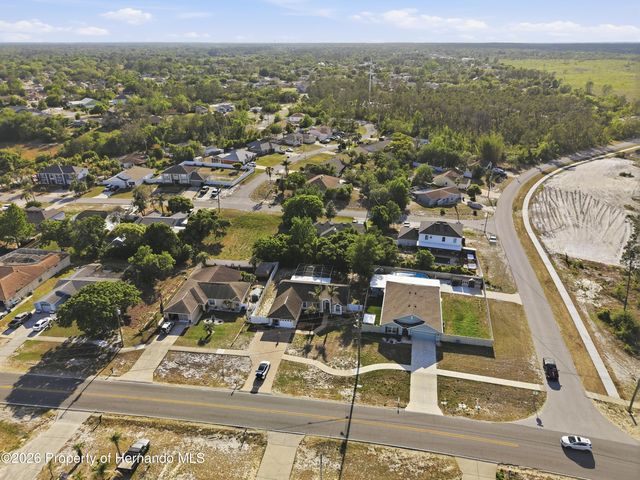 5277 Deltona Boulevard, Spring Hill, FL 34606