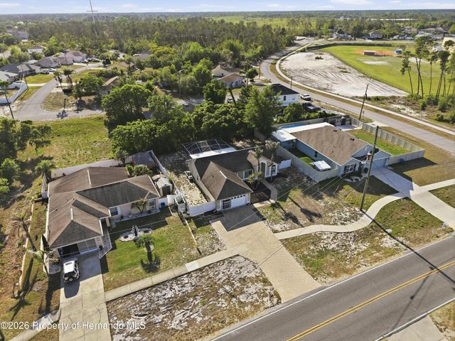 5277 Deltona Boulevard, Spring Hill, FL 34606