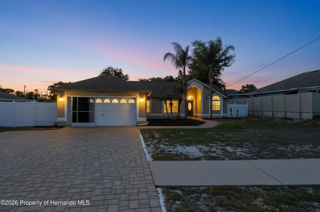 5277 Deltona Boulevard, Spring Hill, FL 34606