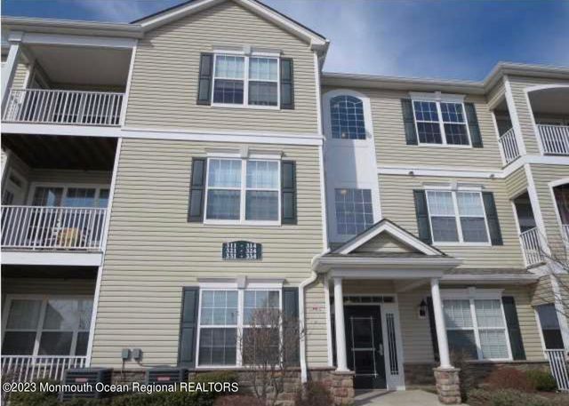 314 Mill Pond Way, Eatontown, NJ 07724