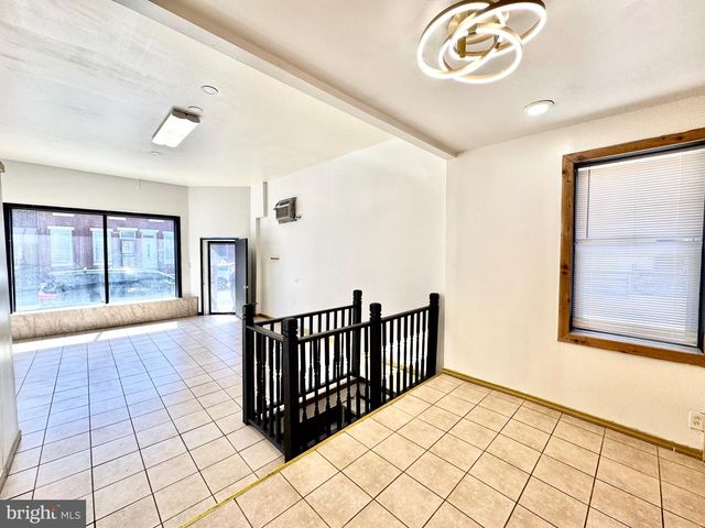 1924 S 4TH ST, Philadelphia, PA 19148