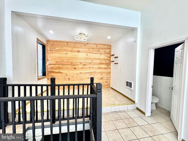 1924 S 4TH ST, Philadelphia, PA 19148