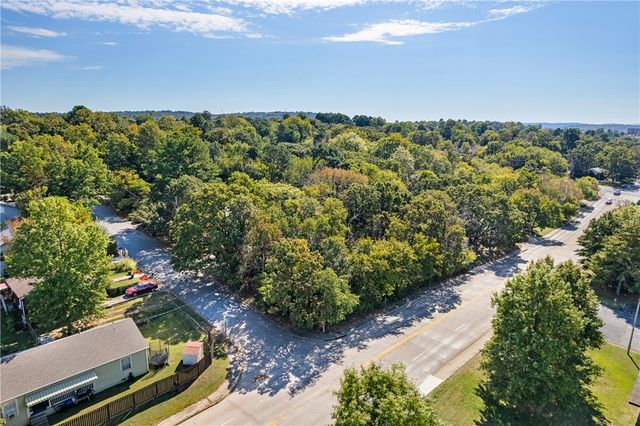 TBD Holly Street, Fayetteville, AR 72703