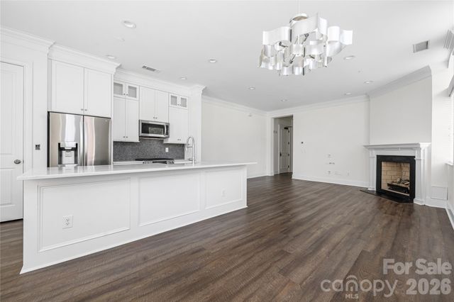 229 N Church Street, Charlotte, NC 28202