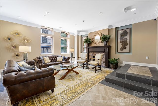 229 N Church Street, Charlotte, NC 28202