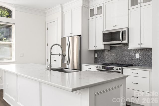 229 N Church Street, Charlotte, NC 28202