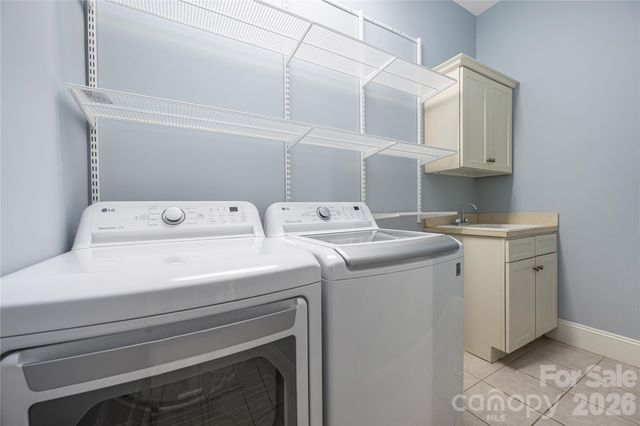 229 N Church Street, Charlotte, NC 28202