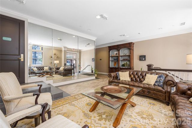 229 N Church Street, Charlotte, NC 28202