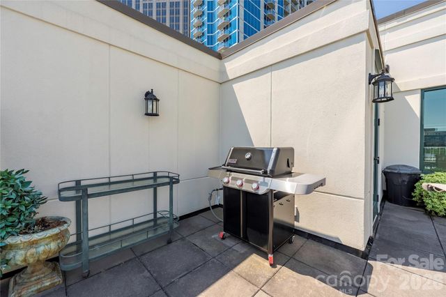 229 N Church Street, Charlotte, NC 28202