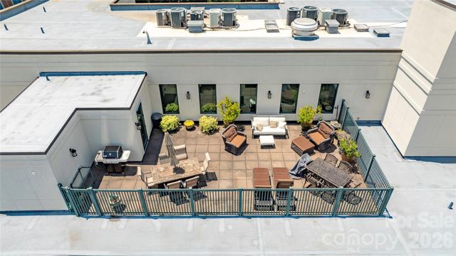 229 N Church Street, Charlotte, NC 28202