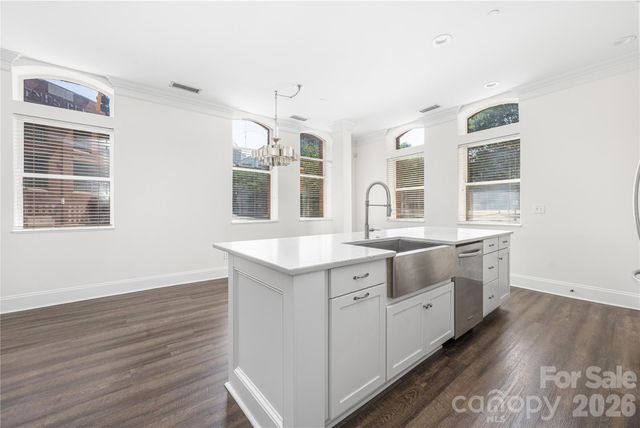 229 N Church Street, Charlotte, NC 28202