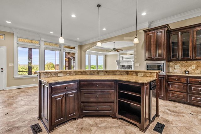 95 River Road Drive West, Mayflower, AR 72106