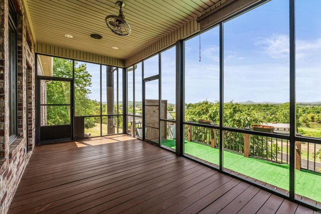95 River Road Drive West, Mayflower, AR 72106