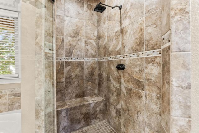 95 River Road Drive West, Mayflower, AR 72106
