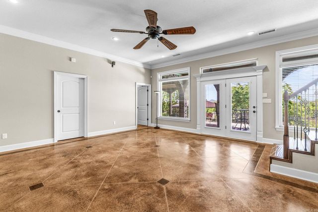 95 River Road Drive West, Mayflower, AR 72106