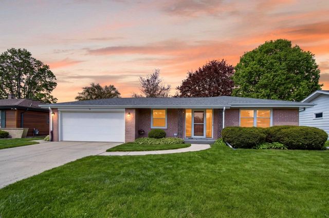 116 Virginia STREET, Racine, WI 53405