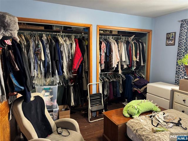 15 E Barbour Street, Haledon, NJ 07508