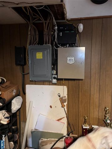 15 E Barbour Street, Haledon, NJ 07508