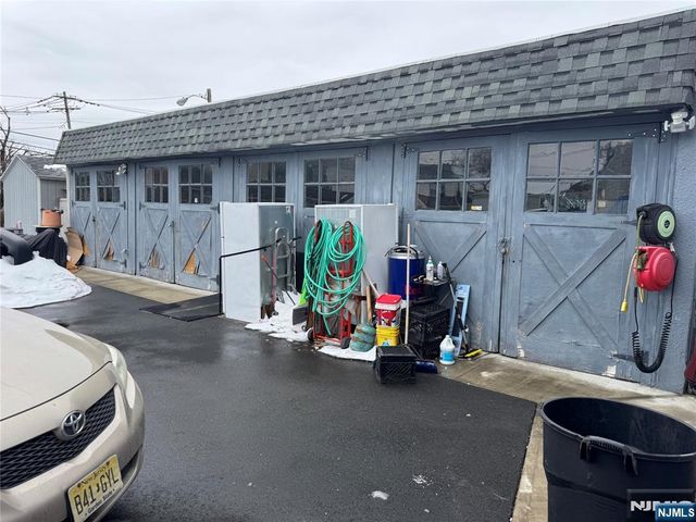 15 E Barbour Street, Haledon, NJ 07508