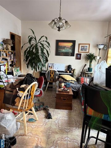 15 E Barbour Street, Haledon, NJ 07508