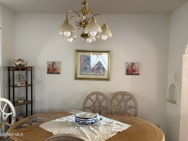 7079 CANARY, El Paso, TX 79915