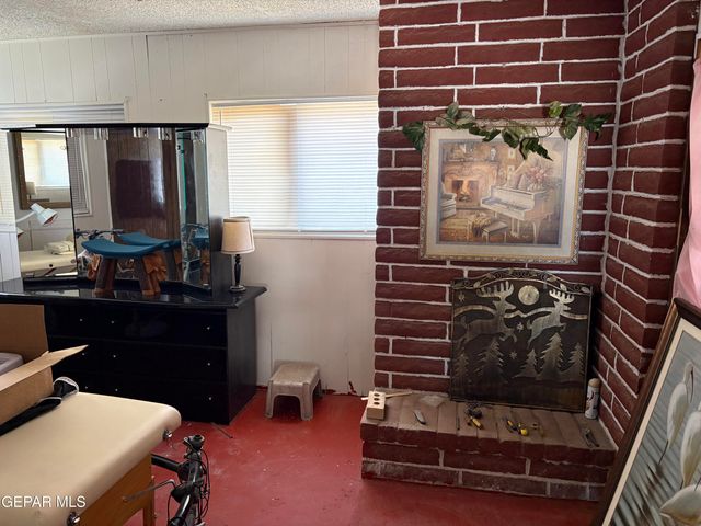 7079 CANARY, El Paso, TX 79915