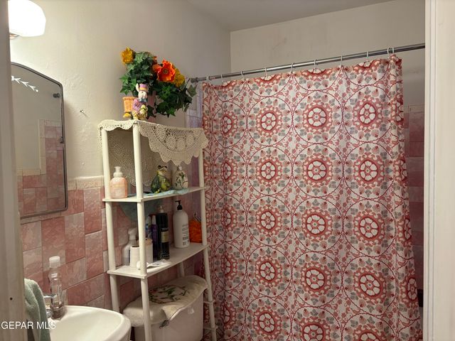 7079 CANARY, El Paso, TX 79915