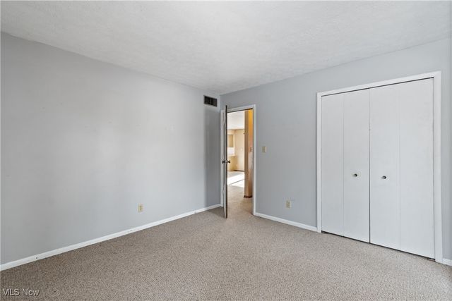 1324 Trares Road, Mogadore, OH 44260