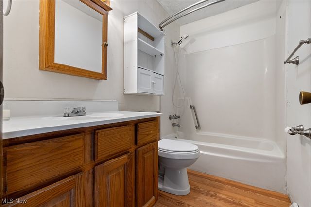 1324 Trares Road, Mogadore, OH 44260