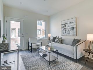 2066 E WILLIAM ST, Philadelphia, PA 19134