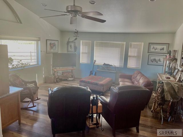 22 Sagebrush Avenue, Salmon, ID 83467