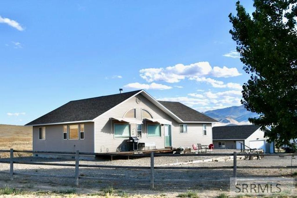 Image 2 of property listing at 22 Sagebrush Avenue, Salmon, ID 83467