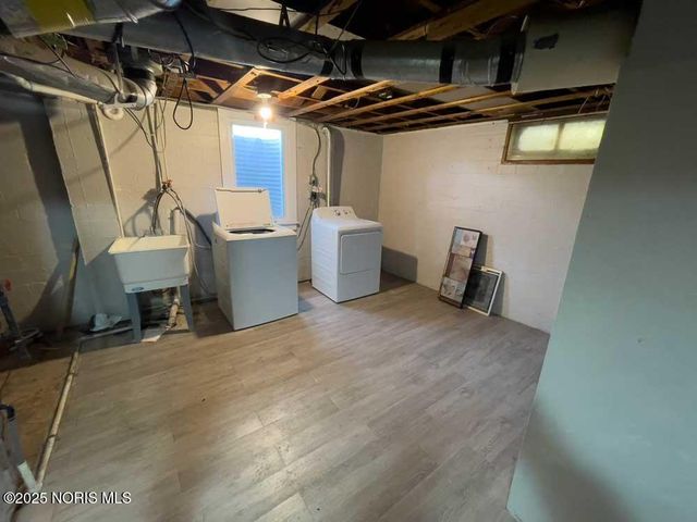 2127 Perth Street, Toledo, OH 43607